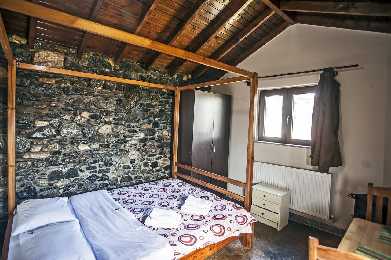 Bed and Breakfast Ihnilatis Kerkíni Exterior foto
